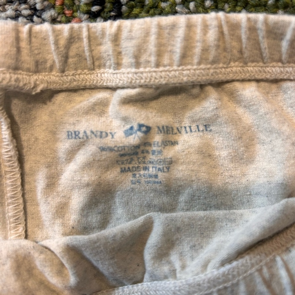 Brandy Melville Light Gray Pajama Set - Picture 4 of 5